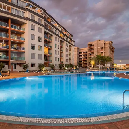 Sunny Ocean View - Pool, Fibre Net 圣米格尔德阿沃纳